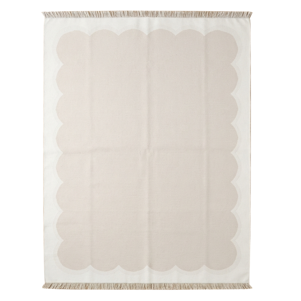 Ivory Scalloped Flatweave Rug